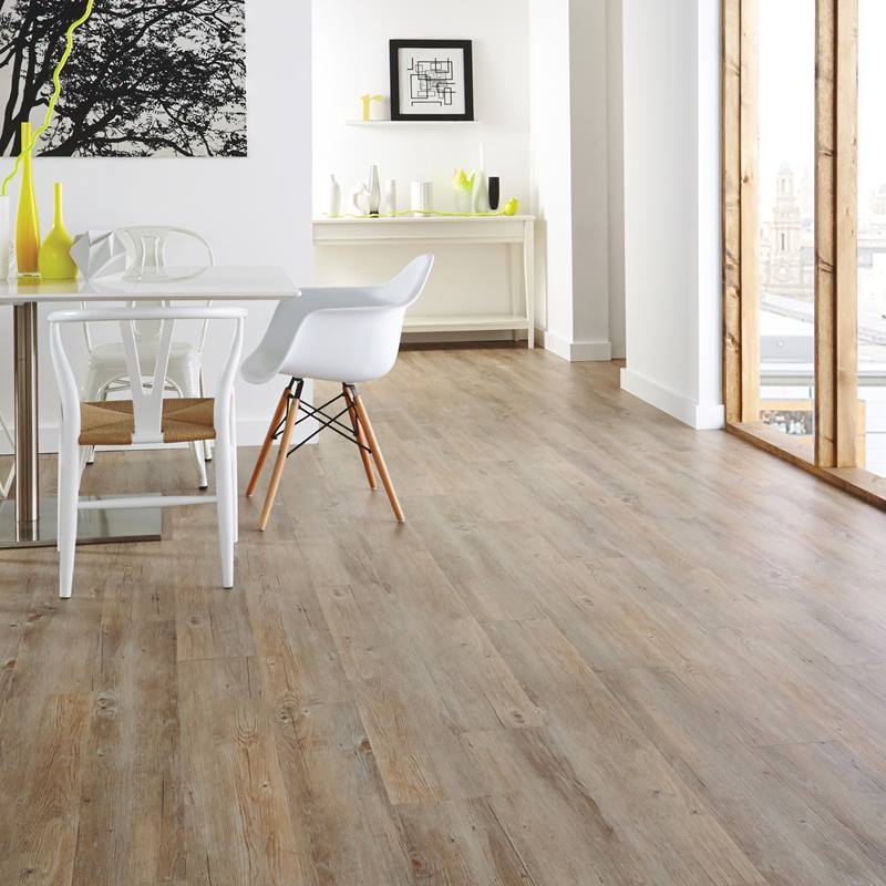 Country Oak Luxury Vinyl Flooring from Karndean, sold at Calhoun’s, Springfield, IL